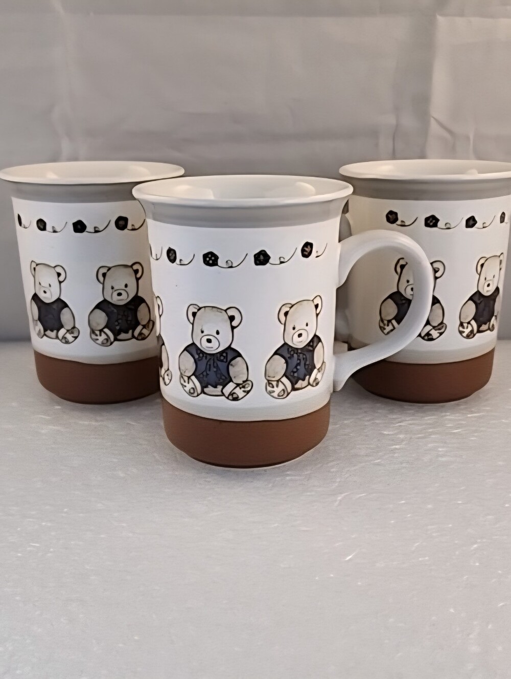 Vtg Otagiri Embossed Teddy Bear Mugs Set of 3 Japan 8 oz